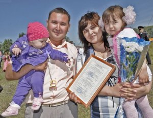 Всем народам дарит радость славный Сабантуй