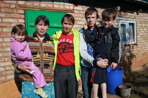 Семья из Украины получила дом в Антоновке
