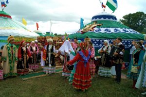 Всероссийский Сабантуй  в Оренбуржье рукоплескал мелеузовцам