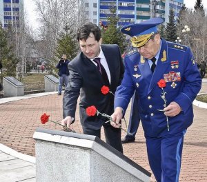 Лётчик-космонавт В. В. Ковалёнок посетил Мелеуз