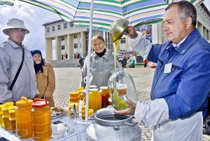 Все дары щедрой осени - на ярмарке