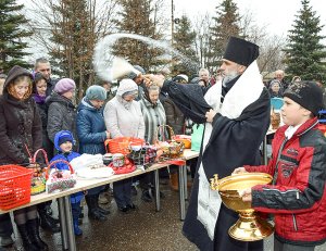 В Мелеузе прошла Пасхальная служба