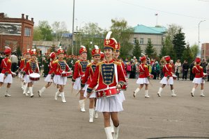 Звучала музыка оркестров