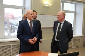 Рустэм Хамитов посетил диспетчерский пункт управления энергосистемой Башкортостана